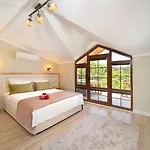 Orange Garden Hotel